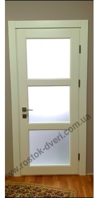 Белые межкомнатные двери со стеклом