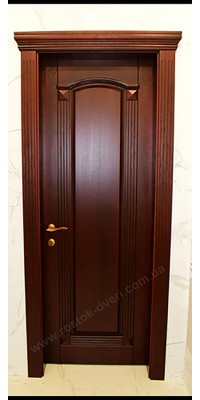 Міжкімнатні двері з масиву дуба