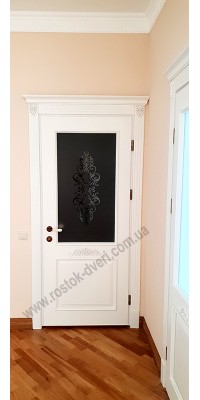 Белые межкомнатные классические двери
